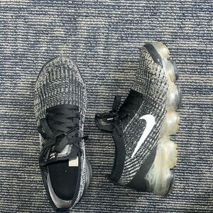Nike Air VaporMax Flyknit Black and White